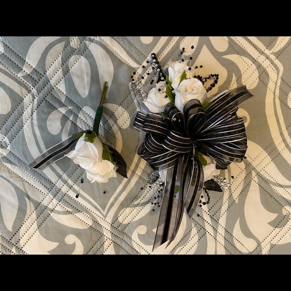 Prom Corsage and Boutonnière